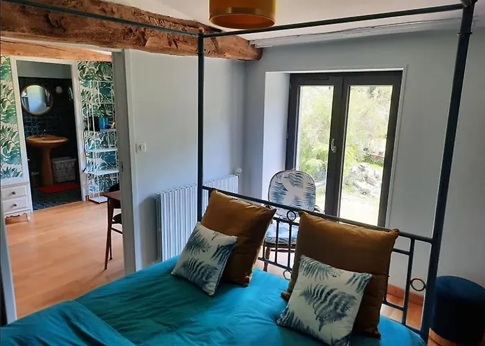 לינה וארוחת בוקר Et D'hotes Du Petit Moulin Réaumur